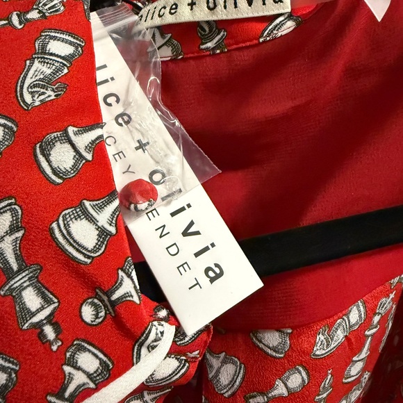 Alice + Olivia queening willa silk Red and White Button Down Shirt chess selkie - Picture 2 of 3